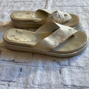 DONALD J. PLINER TAN BEIGE LEATHER SKIN PRINT WEDGE SANDALS WOMENS SIZE 9M